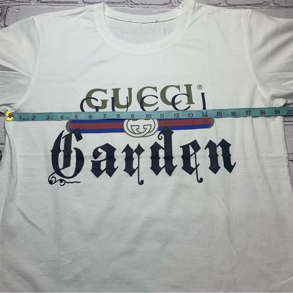 White basic T-shirt - Picture 7 of 7